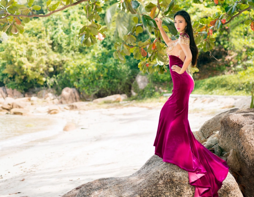 推女郎 王李丹妮:性感与气质兼具的魅力女神