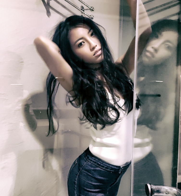 推女郎土豆姐——精致细腻的写真女神作品赏析