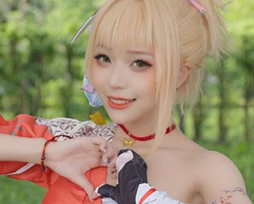 舞小喵写真合集下载：知名舞蹈UP主与Coser多套作品全集获取[持续更新]