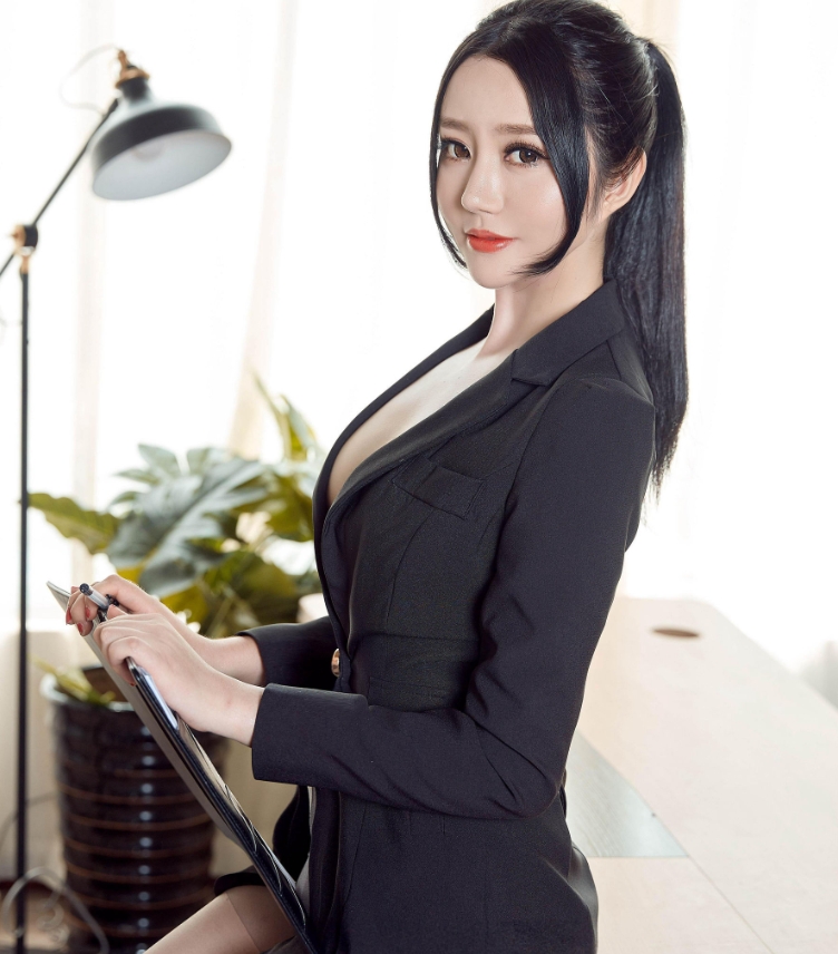 AISS爱丝写真合集下载:高质量美女写真作品全集【持续更新】