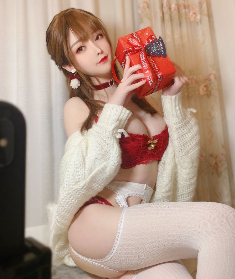 一小央泽写真合集下载:尽享她的精美cosplay与美丽风采【持续更新】