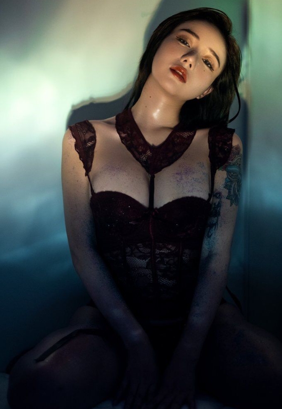 洛丽塔大哥写真合集下载:多样风格尽显Coser女神魅力【持续更新】