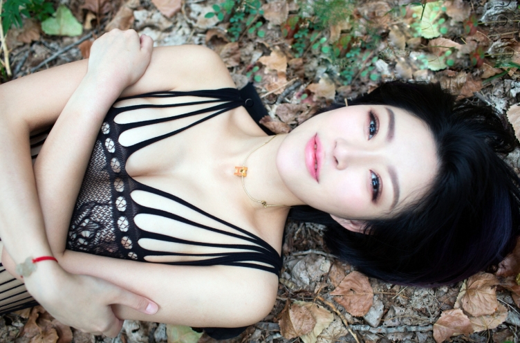 推女郎金宥熙——魅力四溢的推女郎模特写真合集