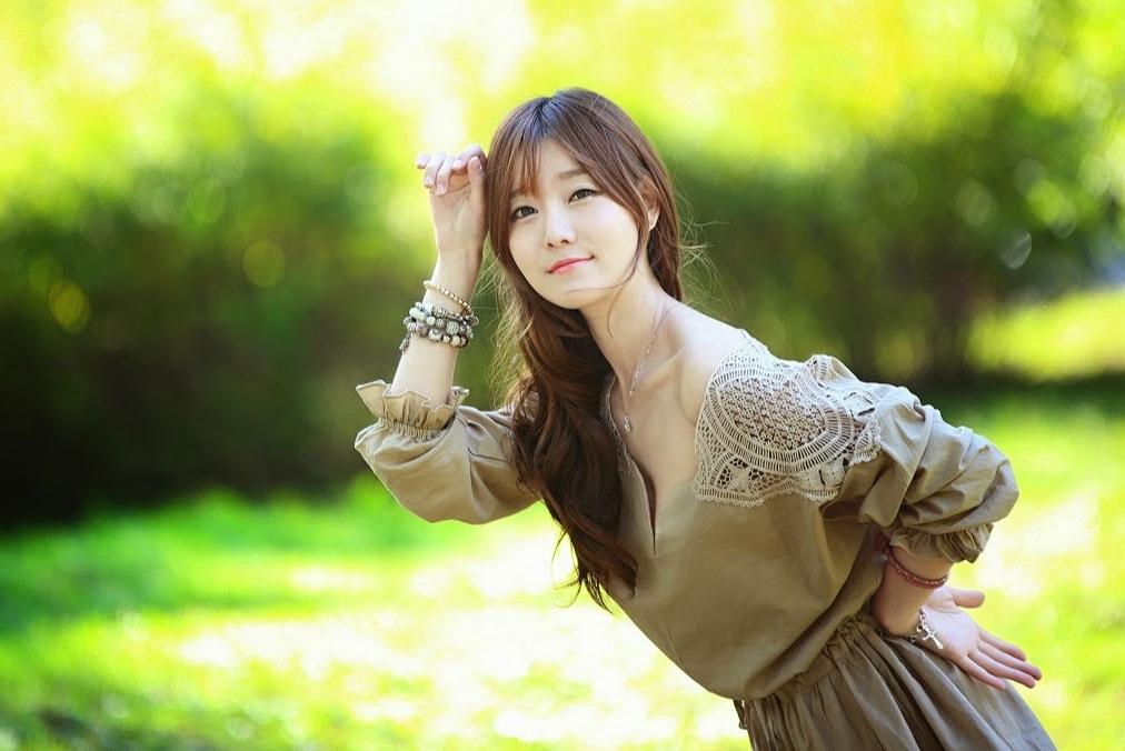 崔瑟琪写真合集高清下载：韩国甜心车模百变写真全集[持续更新]