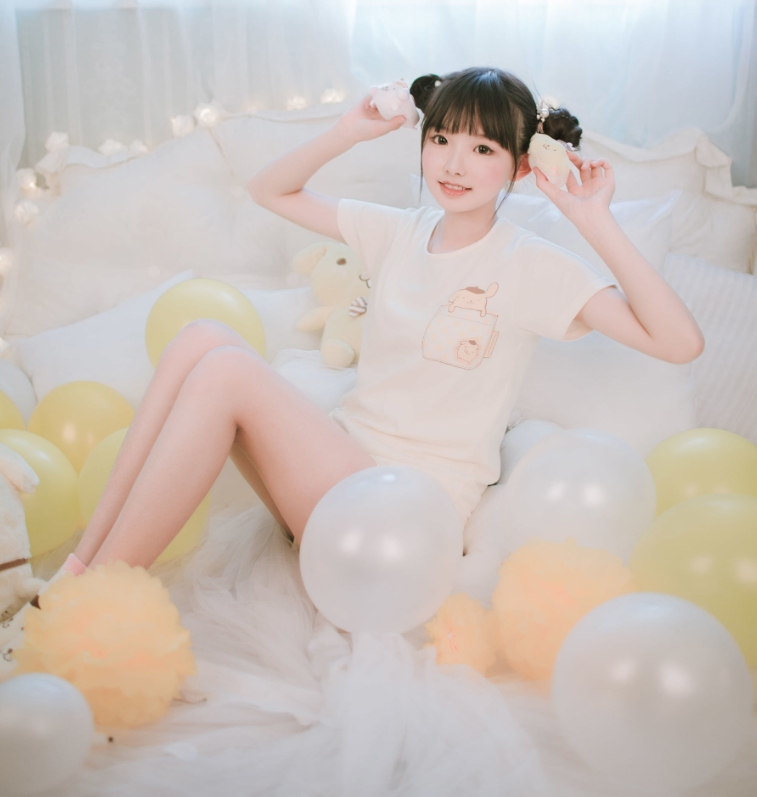 樱群写真合集下载：知名Coser多套作品全集，清纯与可爱并存[持续更新]