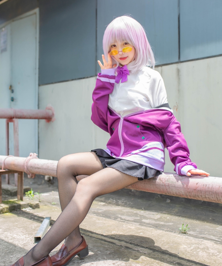 嘎潼写真合集下载：知名动漫博主多套作品全集获取持续更新]