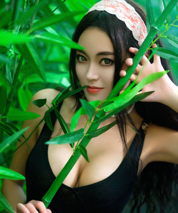 推女郎潘春春性感写真全套合集欣赏下载