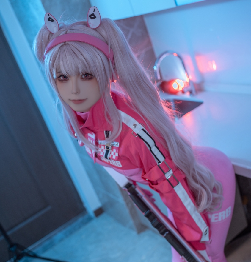 Quan冉有点饿写真作品合集:美丽与可爱并存的二次元博主【持续更新】