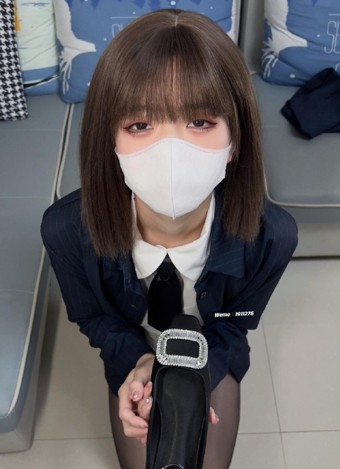 微密圈白龙猫女写真合集下载：口罩女神尽显魅力【持续更新】