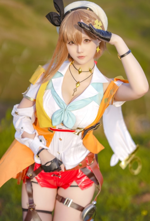 小琪-Aki写真合集下载：香港知名Coser多套作品全集获取[持续更新]