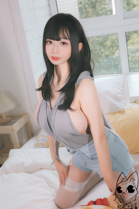 韶陌陌写真合集下载：多样风格展现甜美魅力​【持续更新】