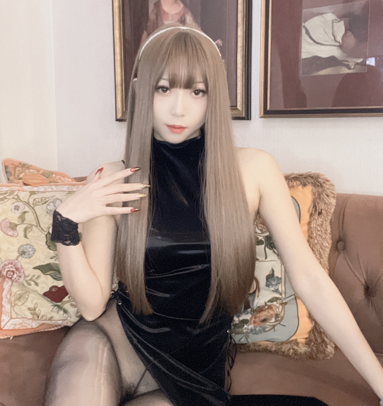 Money冷冷写真合集下载:从佛系Coser到御姐女神的蜕变之路