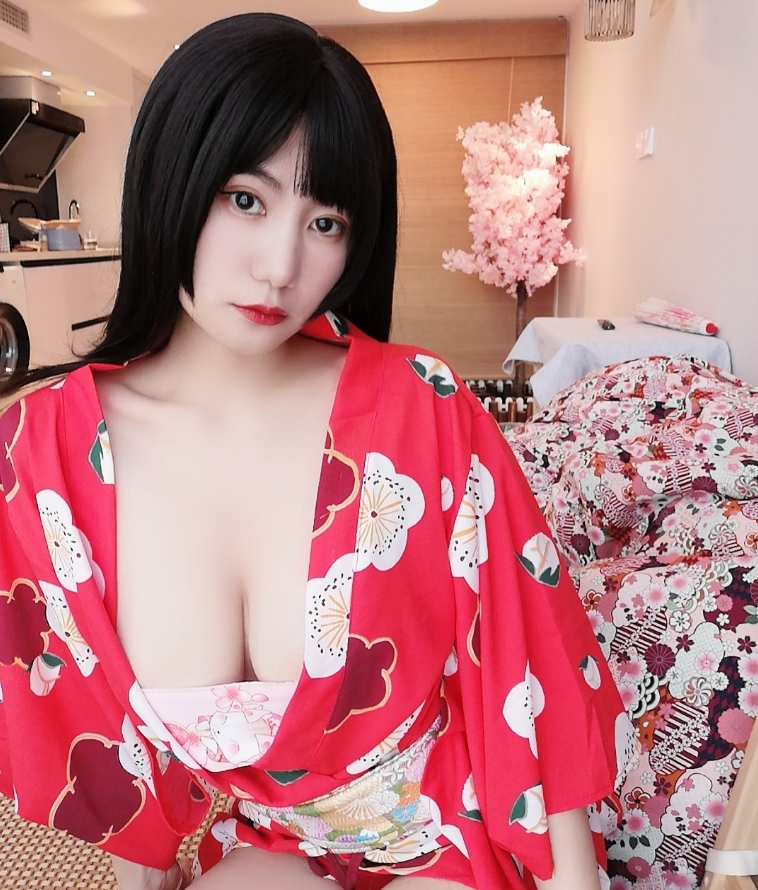 星澜是澜澜叫澜妹呀写真合集下载:甜美与性感并存的Coser女神【持续更新】