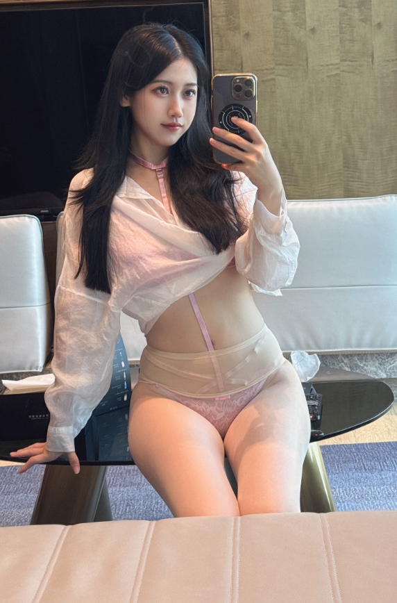 不呆猫写真合集下载：多才多艺的Coser风采展示【持续更新】