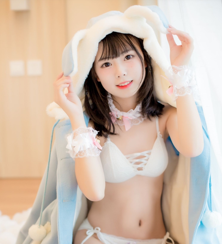 向小圆写真合集下载:可爱Coser的多样角色演绎【持续更新】