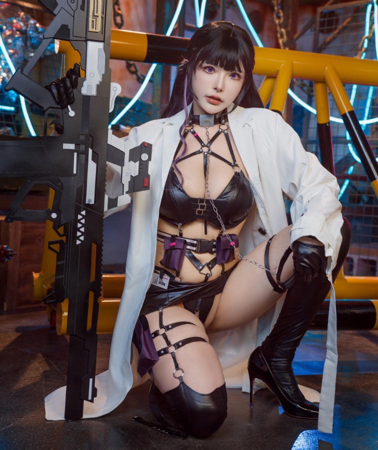 秋和柯基写真合集下载：多才多艺的Coser风采展示【持续更新】