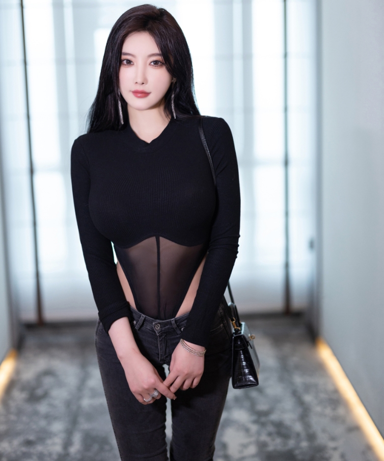 杨晨晨sugar写真合集下载:多才多艺的模特风采展示