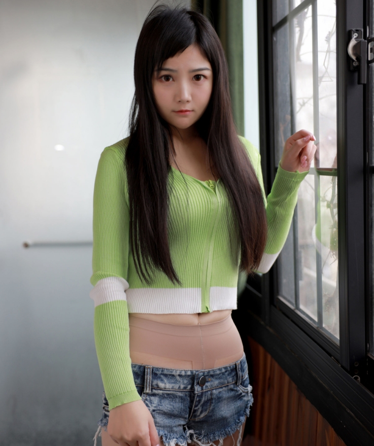 徐微微Mia写真作品合集下载:甜美形象与高质量摄影的完美结合【持续更新】