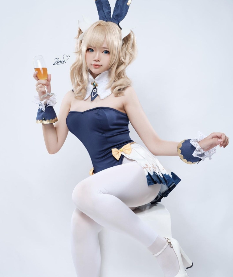 ZinieQ写真作品合集下载:甜美形象与高质量摄影的完美结合【持续更新】