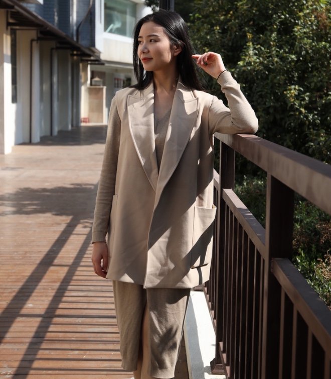 大西瓜爱牙膏写真合集下载:丝袜长腿主题摄影作品赏析【持续更新】