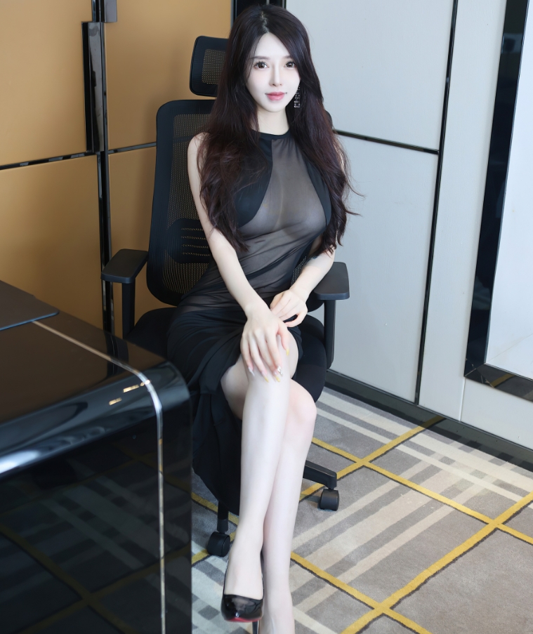 玉兔Miki写真合集下载：甜美风格与多样角色扮演的完美结合【持续更新】