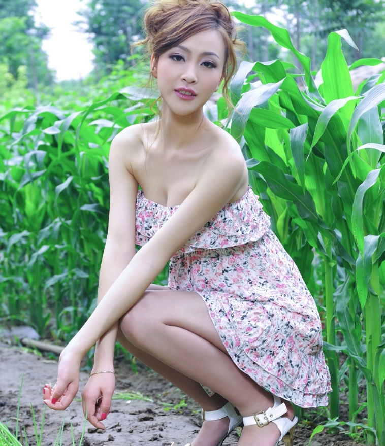 Ligui丽柜写真合集下载:高品质摄影作品尽览,模特风采全收录【持续更新】