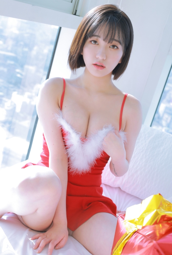 Sehee写真合集:韩国人气模特的高质量作品下载资源全解析【持续更新】