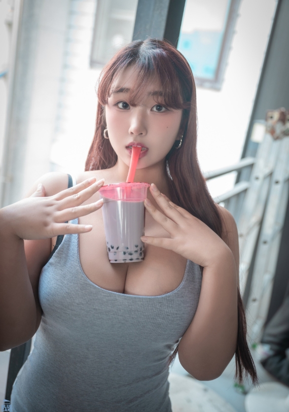 BlueCake写真合集下载:探索韩国摄影机构的艺术魅力【持续更新】