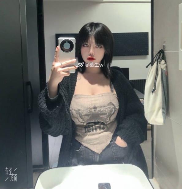 葛生w:二次元Coser的写真合集与下载资源介绍【持续更新】