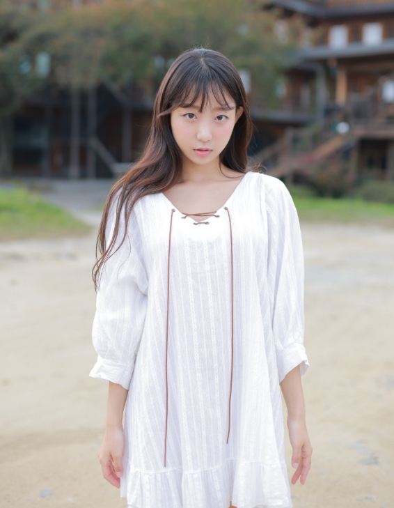 朴恩智（Pyo Eunji）写真合集下载：探索韩国多才艺人的多样魅力【持续更新】