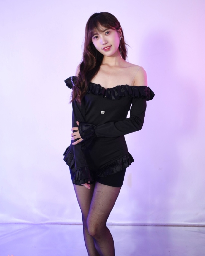 立盐盐写真合集下载:知名舞蹈UP主立盐盐的多样作品赏析【持续更新】