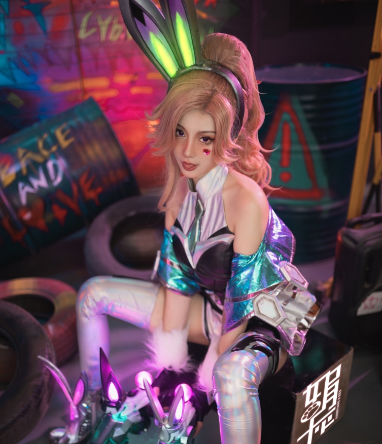 如月灰写真合集下载：知名Coser如月灰的多样作品赏析【持续更新】