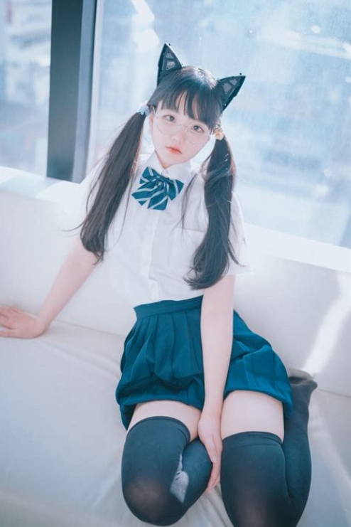 韩国Jeni写真合集:人气Coser的高质量作品下载资源全解析【持续更新】