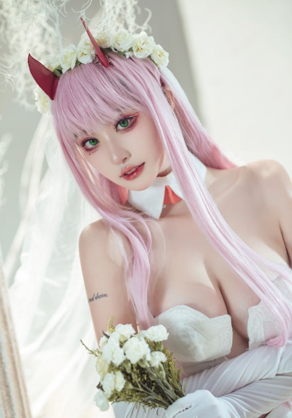 沧霁桔梗写真合集：人气Coser的高质量作品下载资源全解析【持续更新】