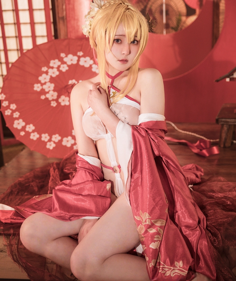 Natsuko夏夏子写真合集下载：日系女神风格演绎多面魅力，高清美图欣赏【持续更新】