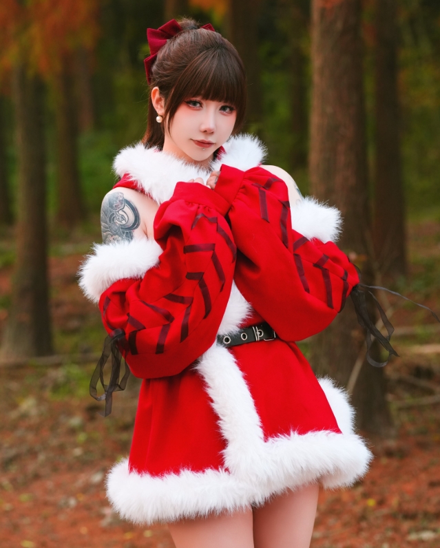 十六夜淚（IzayoiRui）写真合集下载：探索知名男娘Coser的多样魅力【持续更新】