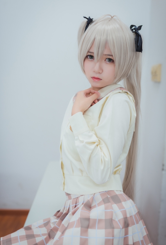 白金Saki写真合集下载：知名Coser白金Saki的多样角色演绎与高质量作品赏析【持续更新】