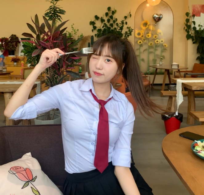 立盐盐写真合集下载：知名舞蹈UP主立盐盐的多样作品赏析【持续更新】