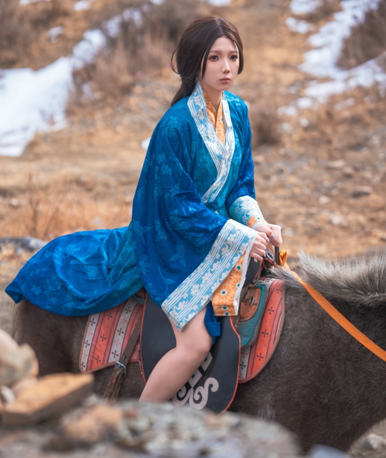 小和甜酒写真合集下载:知名Coser小和甜酒的多样作品赏析【持续更新】