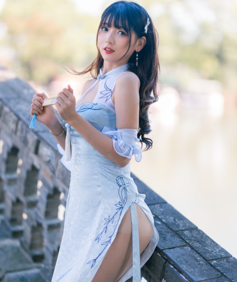 陆卿卿写真合集下载：知名模特陆卿卿的多样作品赏析【持续更新】