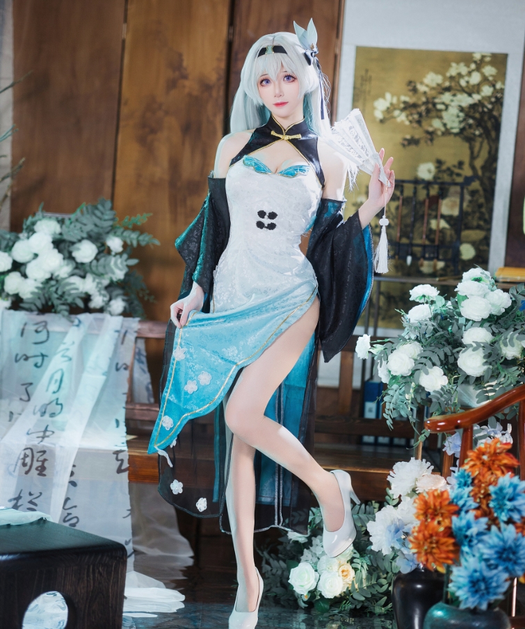 Tomoyo酱写真合集下载：知名模特Tomoyo酱的多样作品赏析【持续更新】