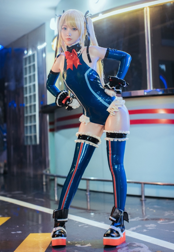 izumi泉桃子写真合集下载：探索清新甜美女神泉桃子的多样魅力与代表作品【持续更新】