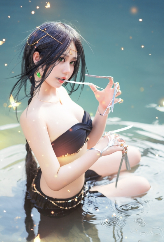 镜酱写真合集:Coser镜酱多风格制服泳装Cosplay作品下载资源全解析【持续更新】