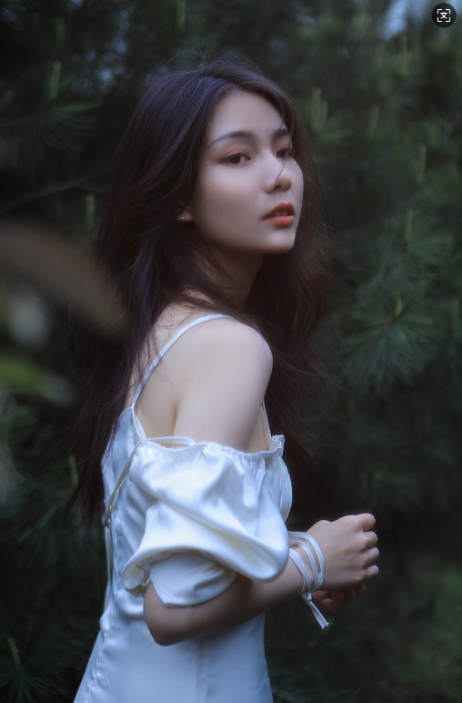 摄影师A‑mu写真合集下载：探索A‑mu唯美人像作品52期主题图包全集【持续更新】