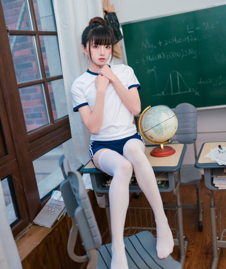 Kitaro绮太郎写真合集下载：探索广东Coser绮太郎的高质量作品与多样魅力【持续更新】