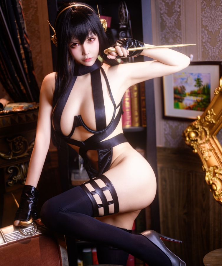 抱走莫子aa写真合集下载:探索知名Coser的多样魅力【持续更新】