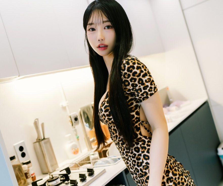 Moon Night Snap写真合集:Yunjin、Myu_a_等模特高质量作品下载资源全解析【持续更新】