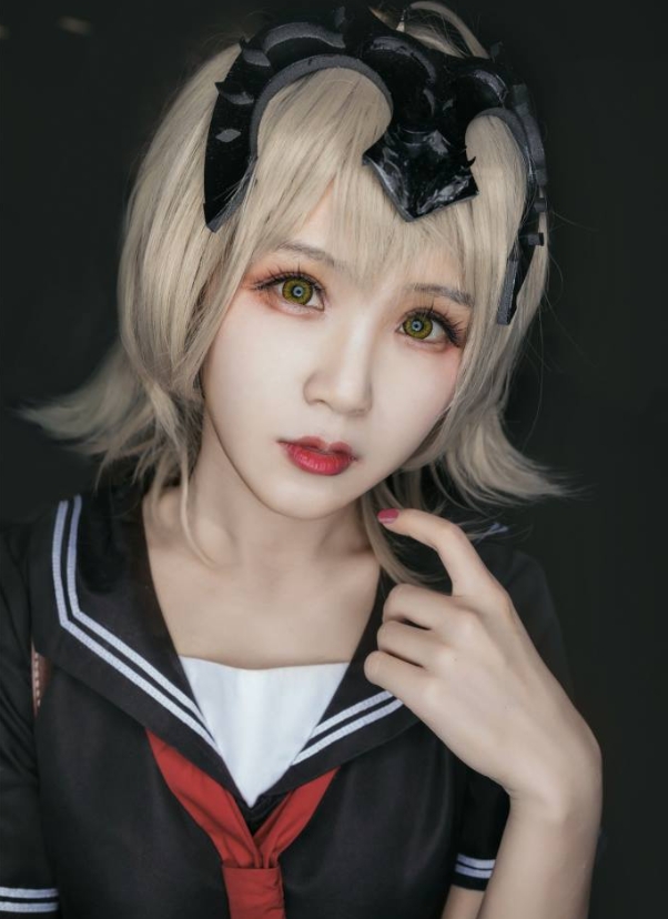 汐兔子写真全集｜小画家与Coser的跨界魅力下载