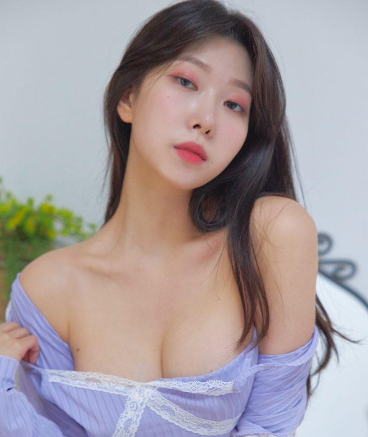 Shaany写真作品合集下载|韩国新锐模特档案与社交影响力解析