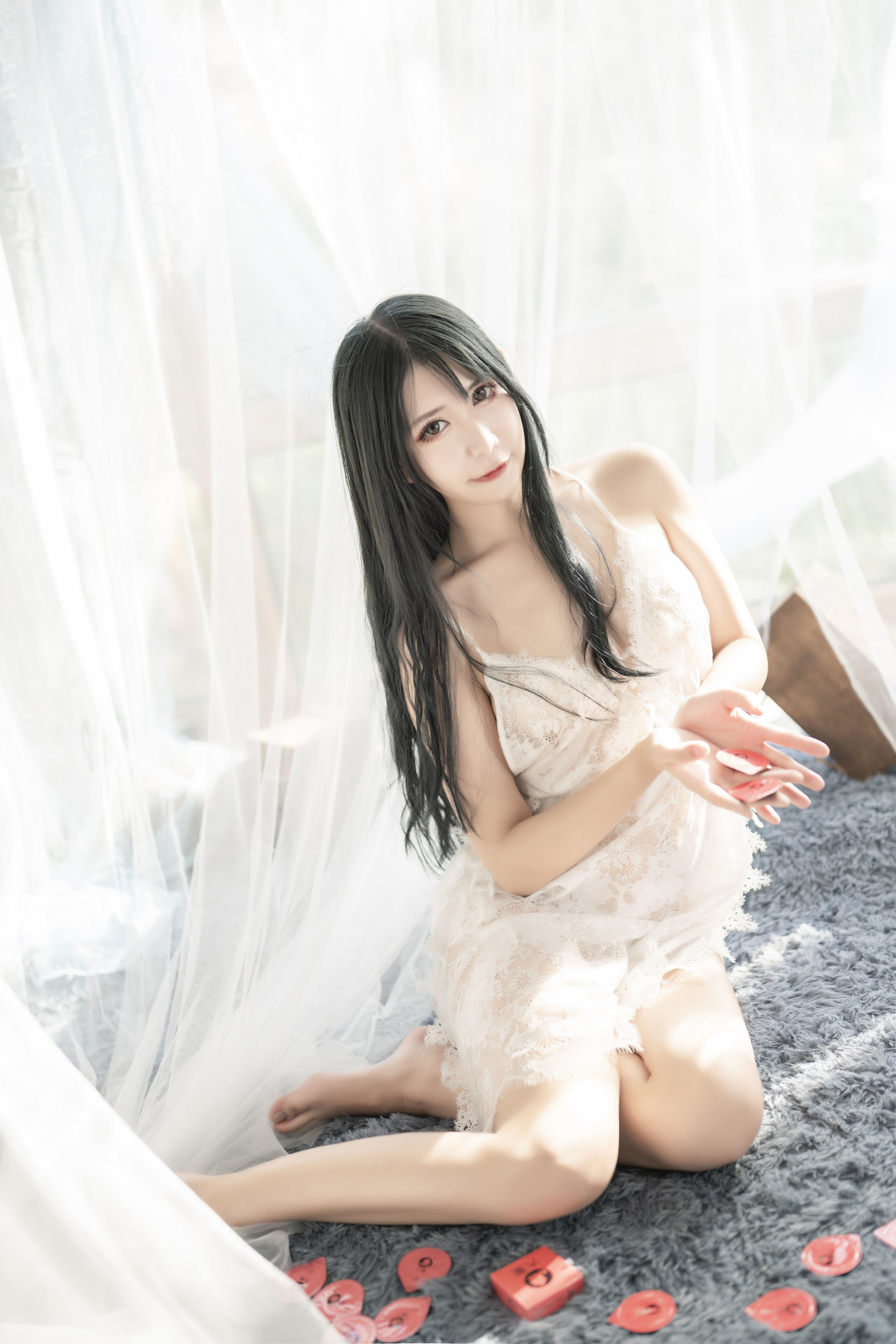 阮邑Fairy写真合集下载|知名 Coser 与摄影表现解析